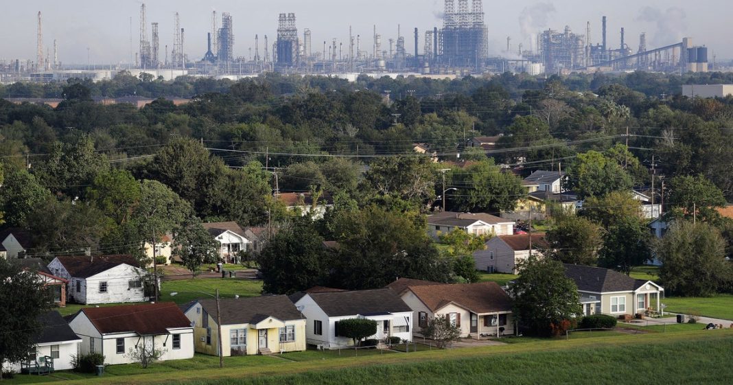 Climate movement strikes back with first-of-its-kind class action lawsuit against EPA