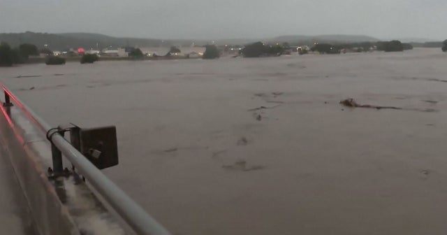 7/4: CBS Evening News