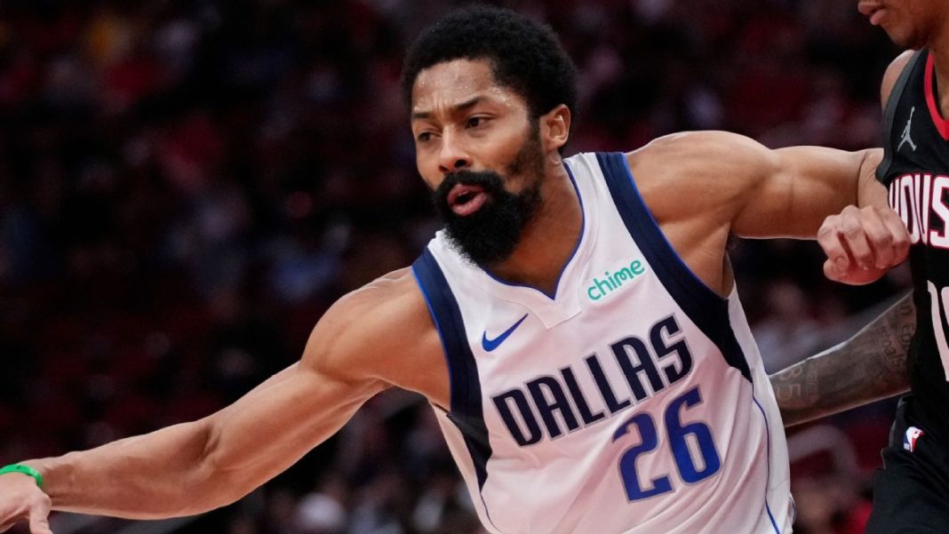 Sources: Hornets, Dinwiddie agree to 1-year deal