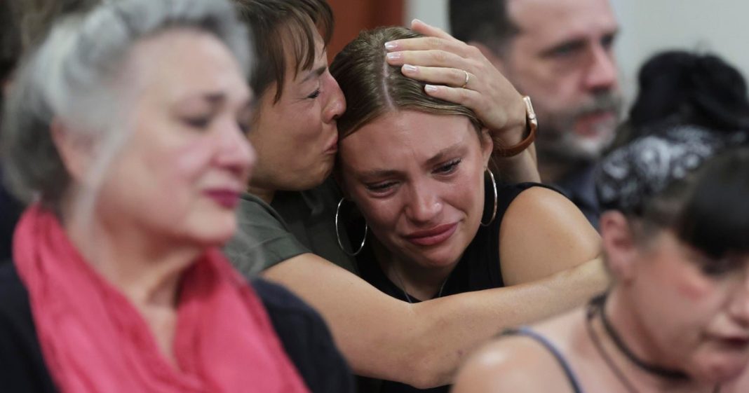 Surviving roommate of Idaho murder victims speaks at Kohberger's sentencing: 